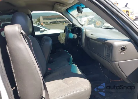 2004 GMC Sierra 1500 z USA, uszkodzony, nr VIN 1GTEC19X64Z171159